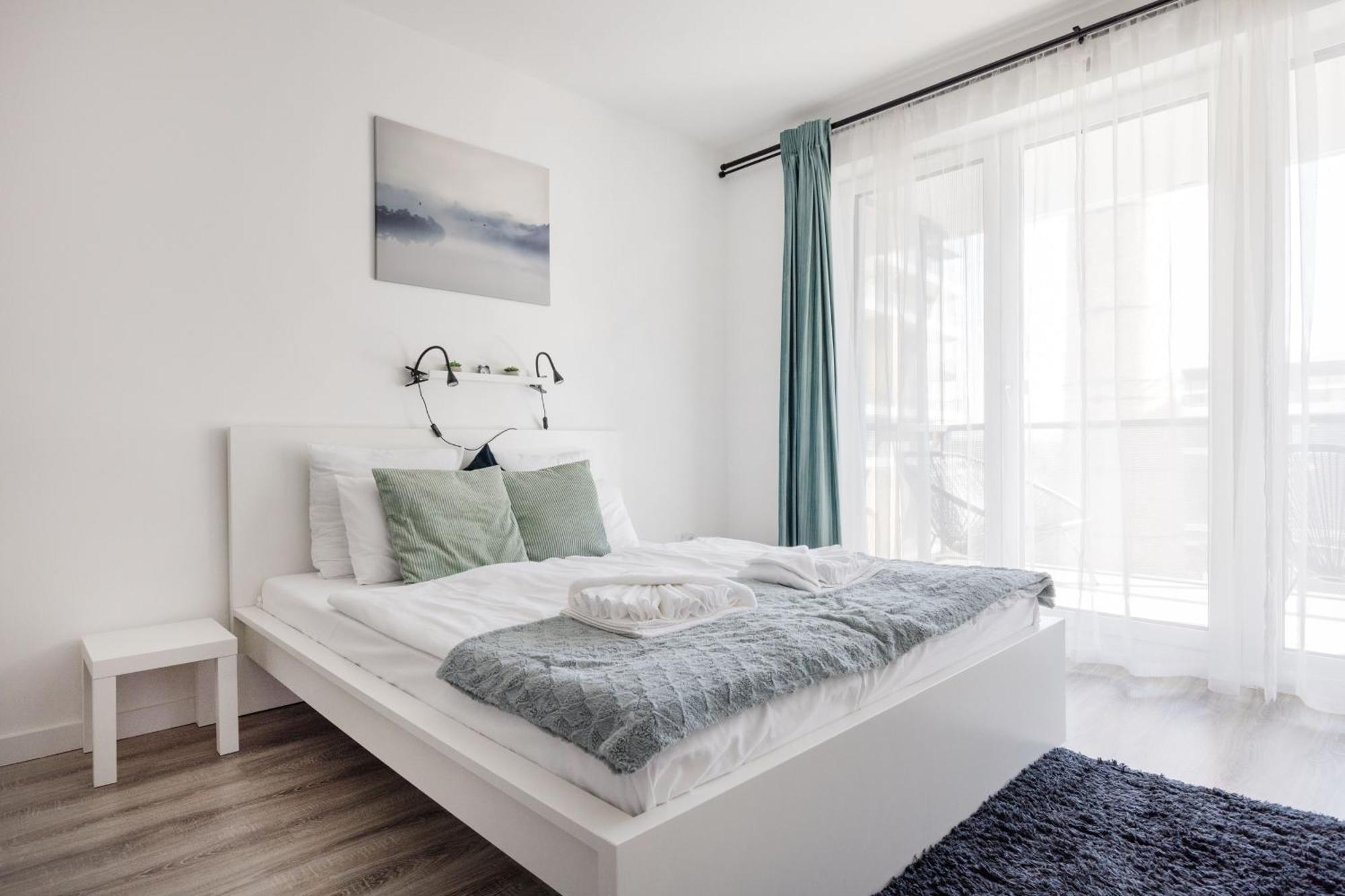 Modern Riverfront Apartment With Free Parking Budapest Ngoại thất bức ảnh