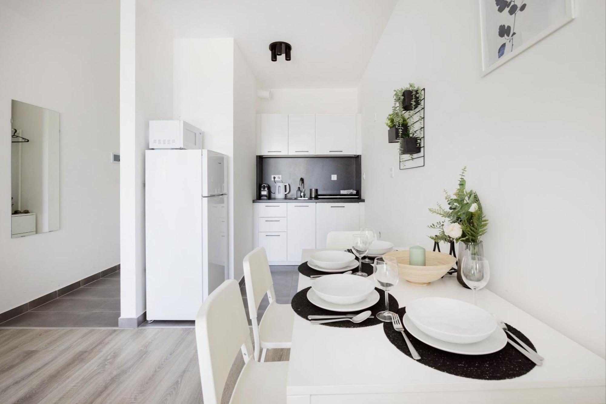 Modern Riverfront Apartment With Free Parking Budapest Ngoại thất bức ảnh